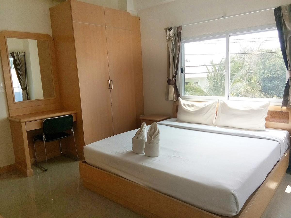 Surin Mansion Hotel Ngoại thất bức ảnh