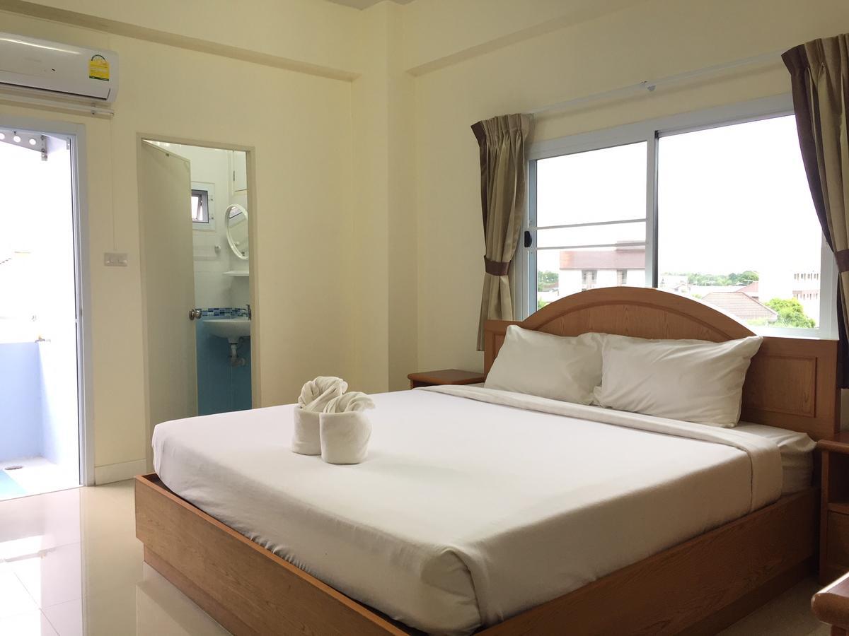 Surin Mansion Hotel Ngoại thất bức ảnh